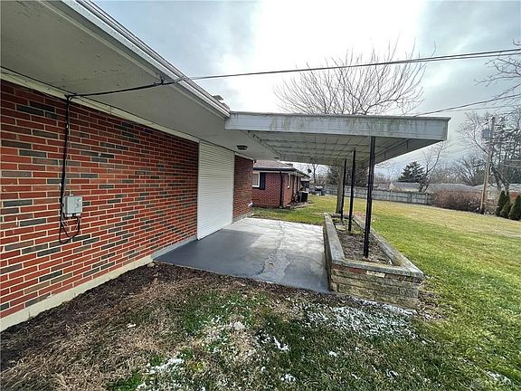 5th image of 2651 Marchmont Dr