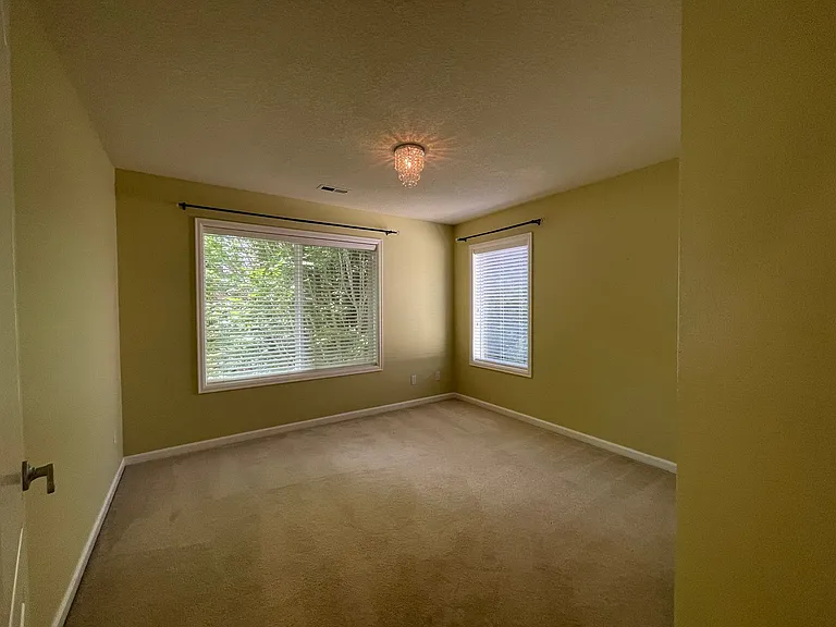 16116 SW Bray Ln — Photo 38
