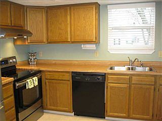 5th image of 7616 Castleton Farms North Dr #81