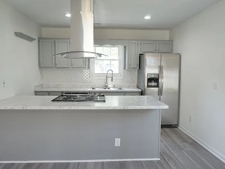 3808 Fawn Creek Dr — Photo 2