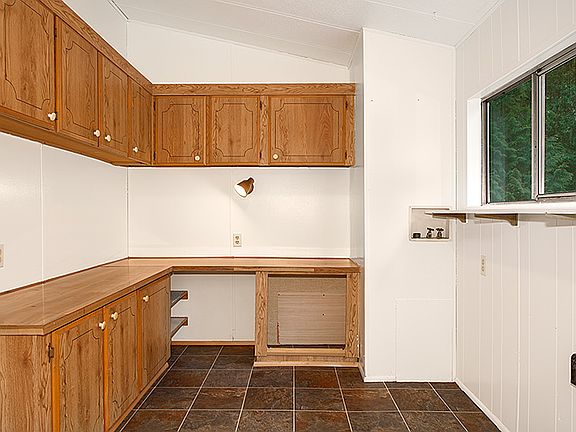 5th image of 2417 86th St NE