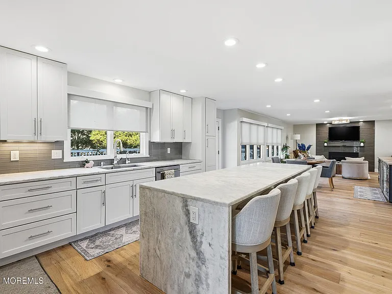 8 Jackson Ct — Photo 19