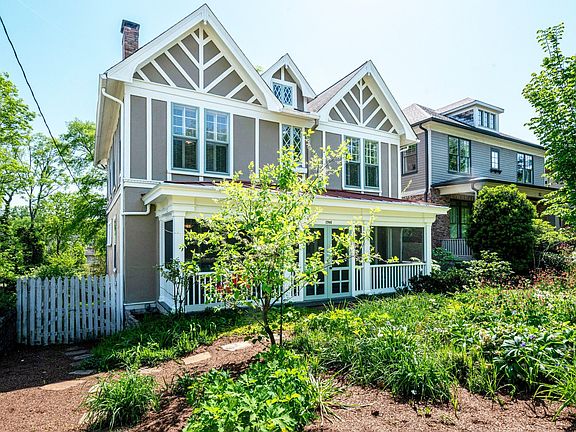 2nd image of 1705 Sweetbriar Ave