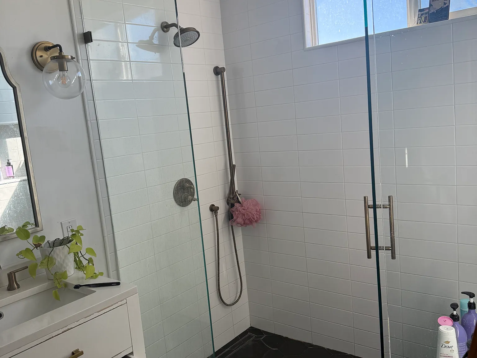 3 bed, 1609 sqft, $4,850 — Photo 2