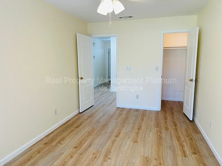 8552 N Meridian Ave — Photo 17