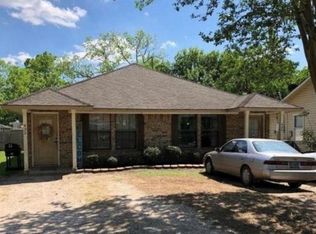 430 E Florida St, Brazoria, TX 77422