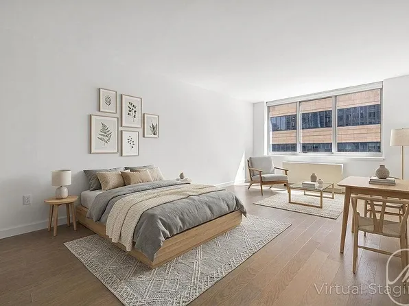 561 10th Ave, New York, NY