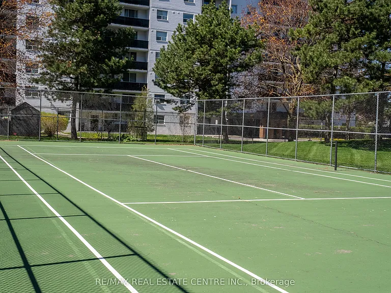1100 Caven St #704 — Photo 20