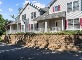 42 Heather Ln, Wyckoff, NJ 07481