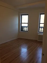 Rented by Roberto Guilbet, LREB