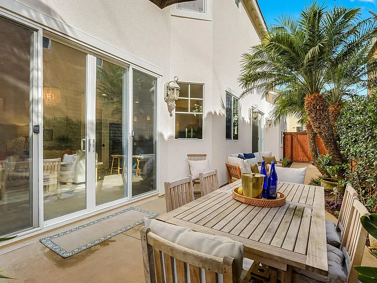 409 N Cedros Ave — Photo 28