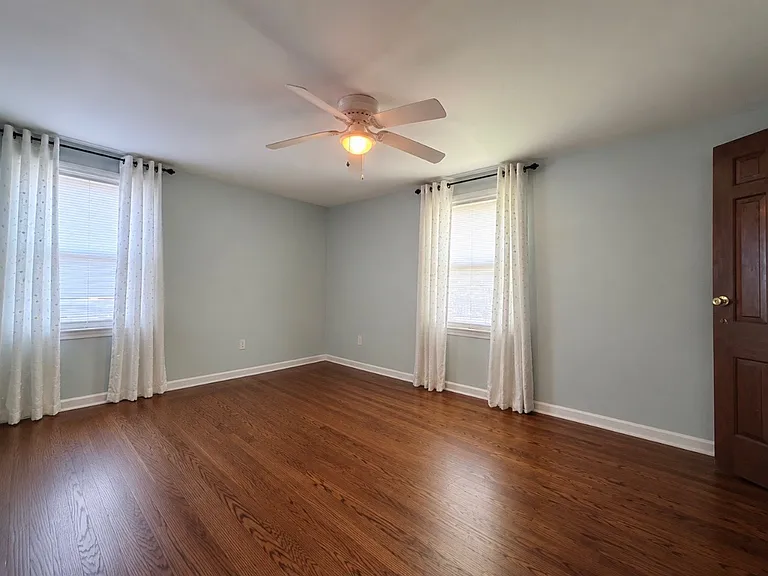 244 Beacon Pl — Photo 26