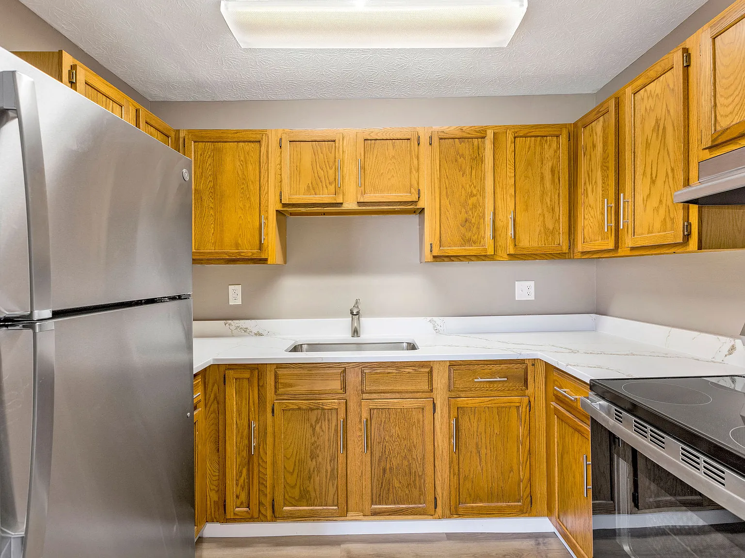 2 bed, 882 sqft, $975 — Photo 4