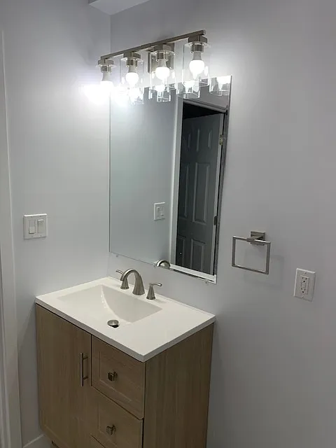 2 bed, 1100 sqft, $2,000 — Photo 3