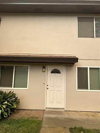 2 bed, 1.0 bath, 940 sqft, $1,850 — Photo 1