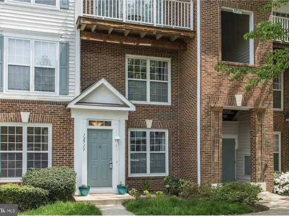 12713 Fair Crest Ct #64, Fairfax, VA 22033