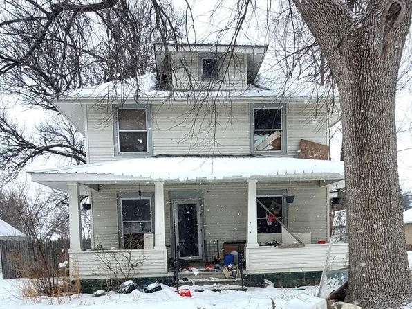 103 4th St, Bode, IA 50519