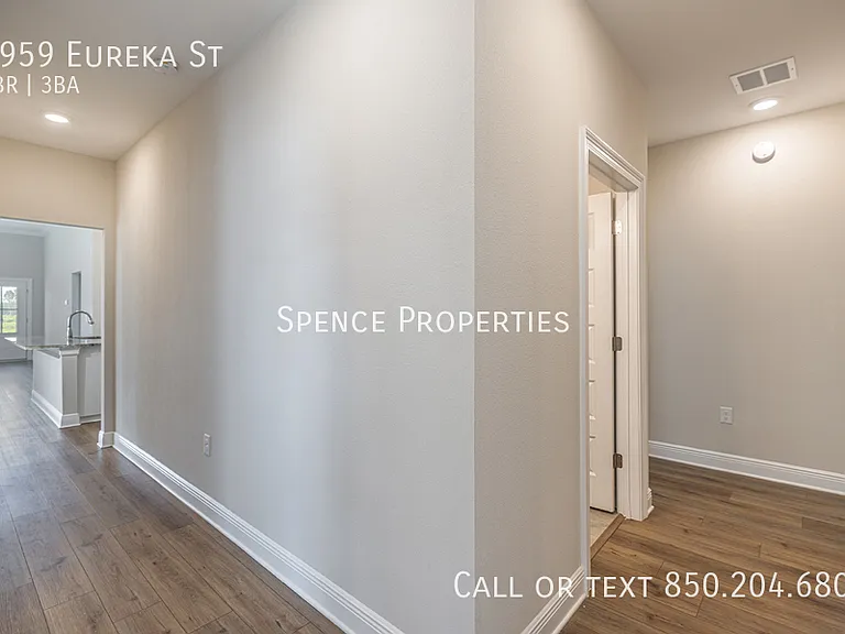 8959 Eureka St — Photo 18