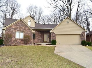 417 N Castle Ct, Avon, IN 46123