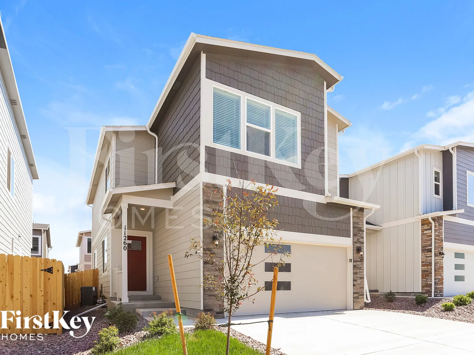 3 bed, 2.5 bath, 1789 sqft, $2,075 — Photo 2