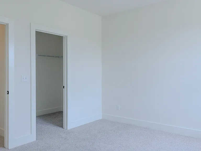 112 Nearwater Pl — Photo 9