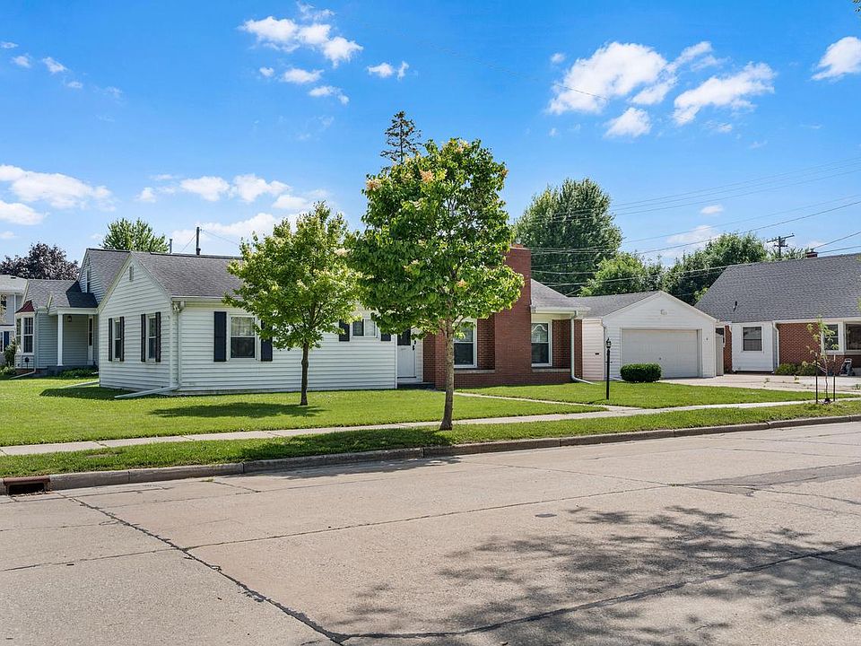 1st image of 601 Isabelle AVENUE