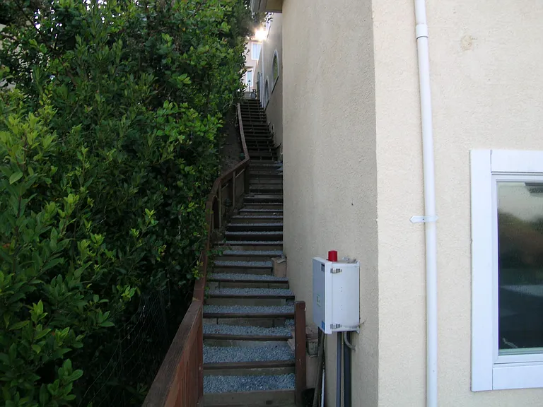 1551 Regency Ct — Photo 2