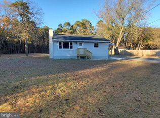 735 Lakehurst Rd, Browns Mills, NJ 08015