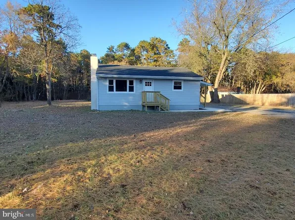 735 Lakehurst Rd, Browns Mills, NJ 08015