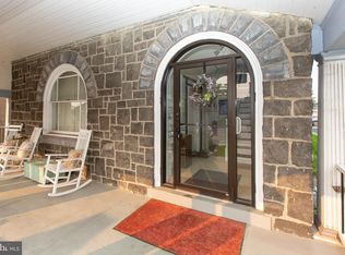 334 E Main St #1F, Collegeville, PA 19426