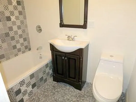 Rented by Nooklyn NYC LLC | media 51