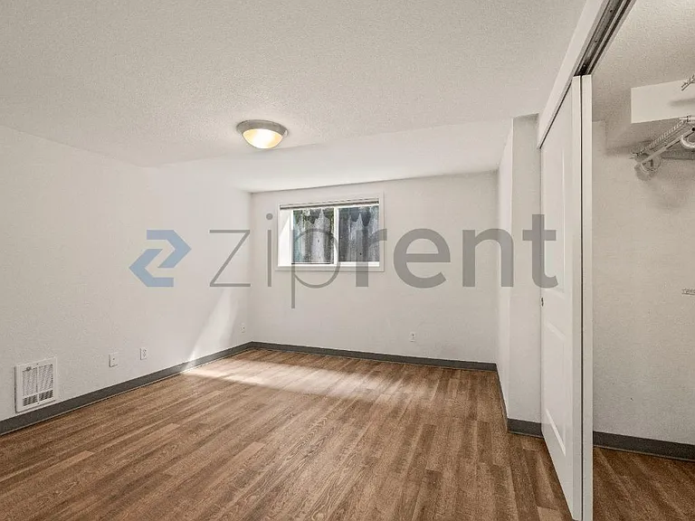 3420 15th Ave W #105 — Photo 11