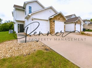 1651 SW Mission Rd, Lees Summit, MO 64081