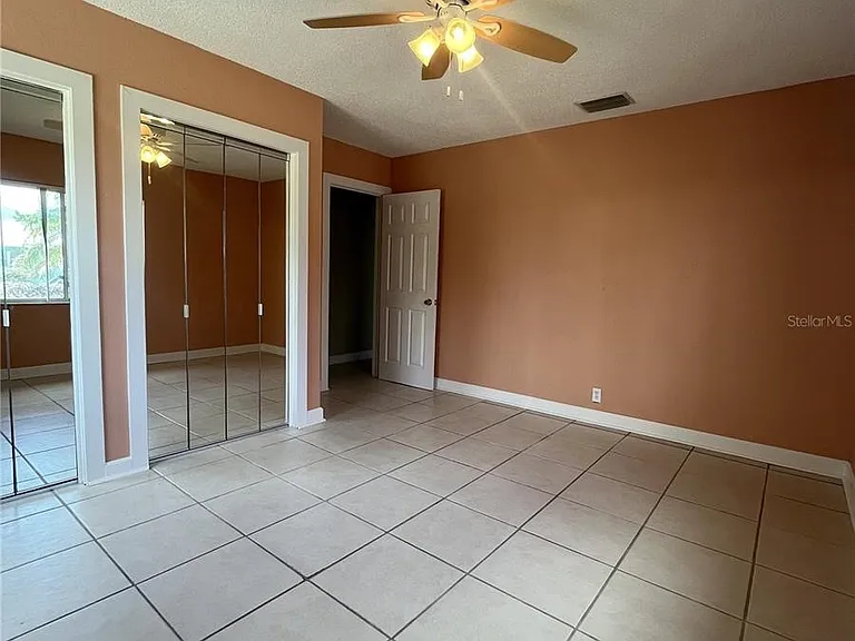 360 72nd Ave — Photo 5