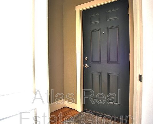 5th image of 3533 W Mansfield Ave Unit D