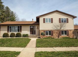 1508 Knoll Ridge Dr, Waverly, IA 50677