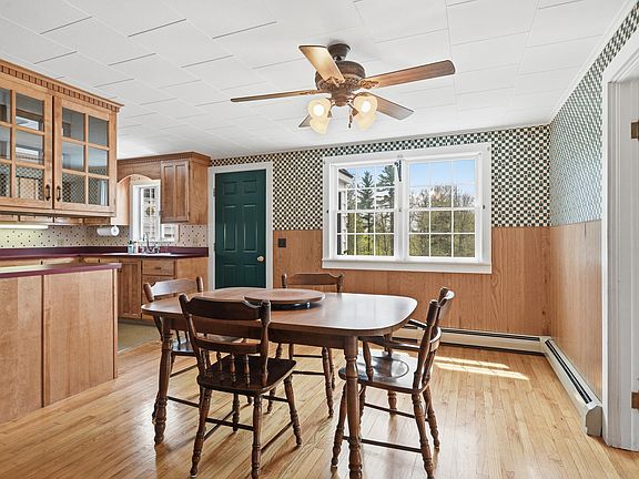 5th image of 79 Center Hill Road