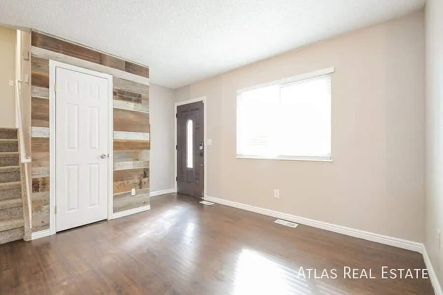 Coming Soon! Charming 3bd/2ba Home on a Quiet Cul-de-Sac in Central Aurora — Photo 3