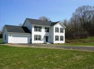 7 Fairway Dr, Franklin, NH 03235