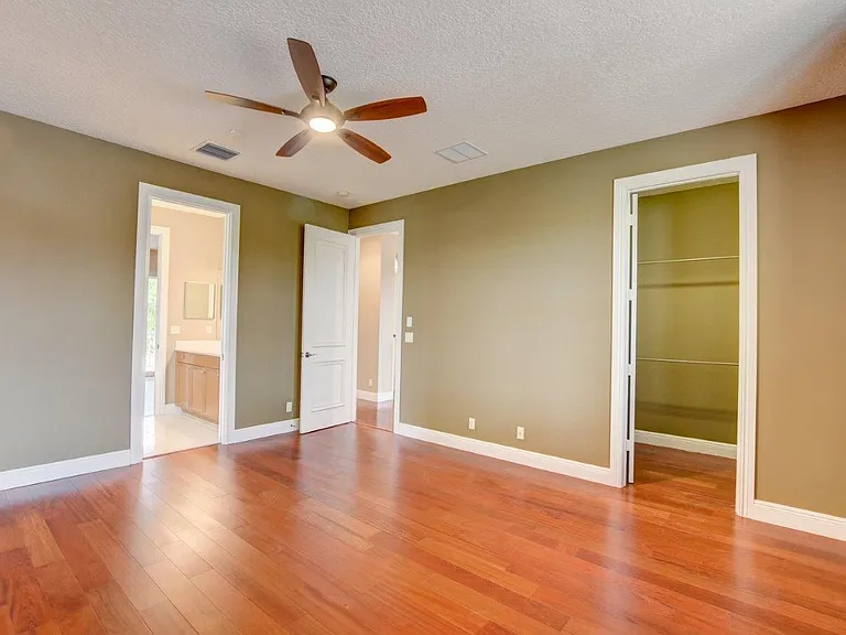 6669 Cobia Cir — Photo 37