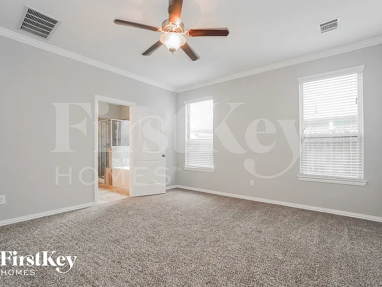 6730 Trinity Trail Ln — Photo 8