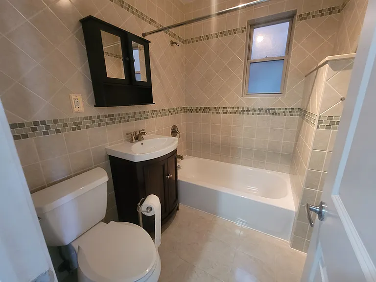 83-08 77th Ave #2 — Photo 8