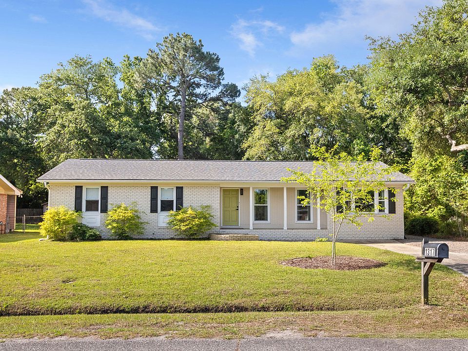 1st image of 1317 White Dr