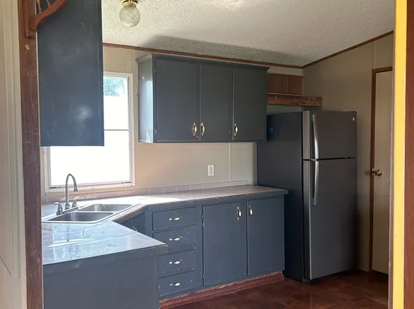 1641 Broadway St #26, Dayton, TN 37321