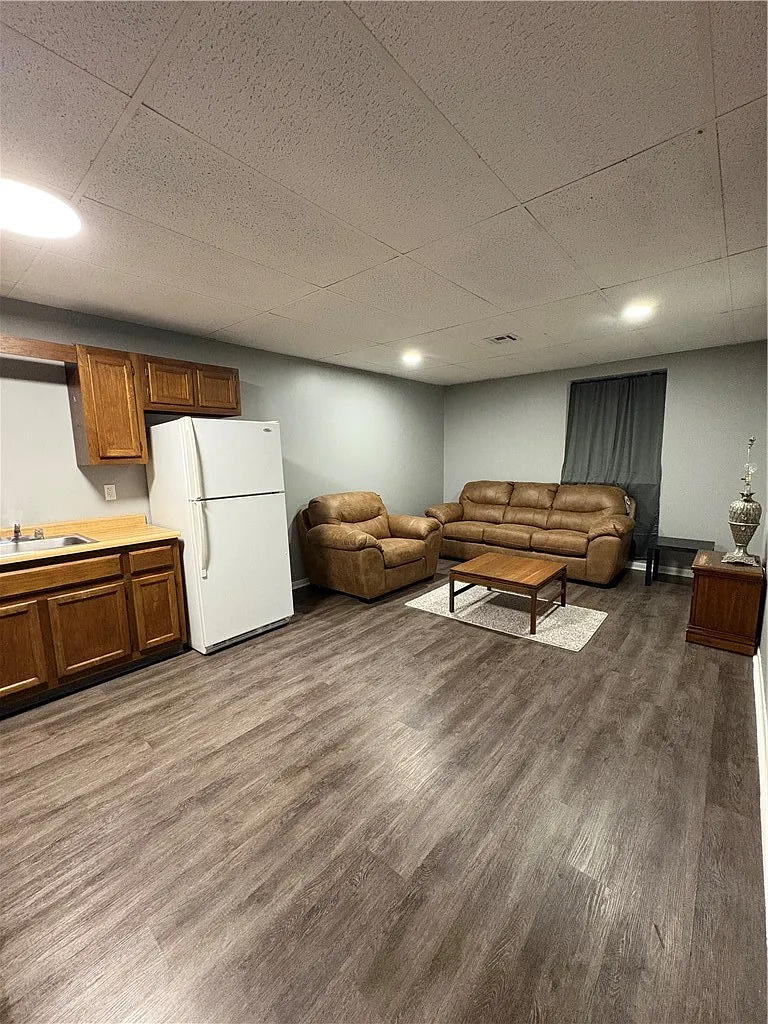 1 bed, 800 sqft, $850 — Photo 4