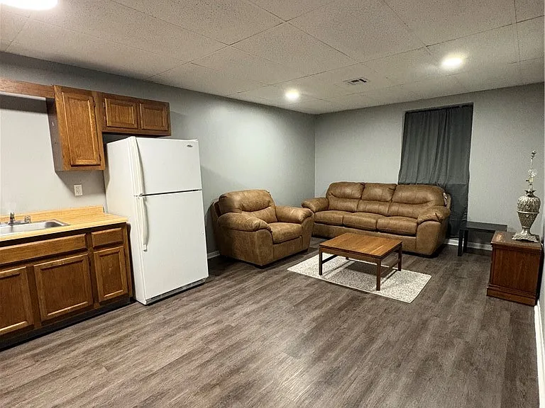 4200 Arnold Ave #8 — Photo 4