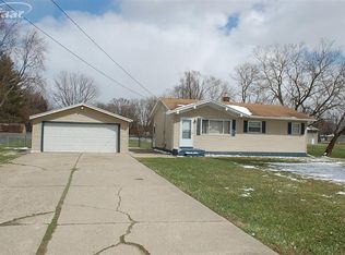 1147 S Genesee Rd, Burton, MI 48509