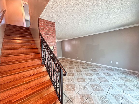4th image of 9019 Cedros Ave APT 12