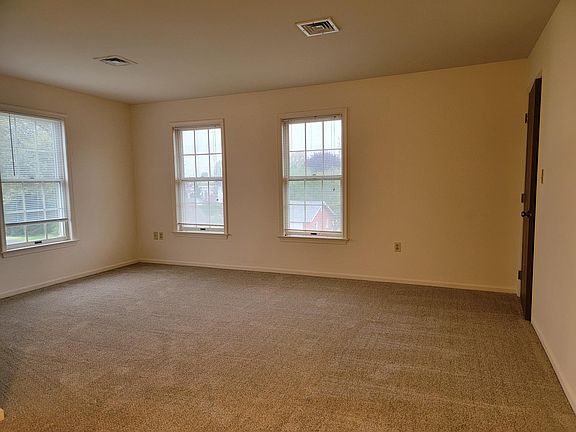 2nd image of 420 W Cherry Dr APT G