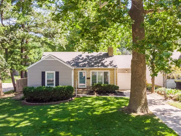 3199 Van Dorn St, Lincoln, NE 68502